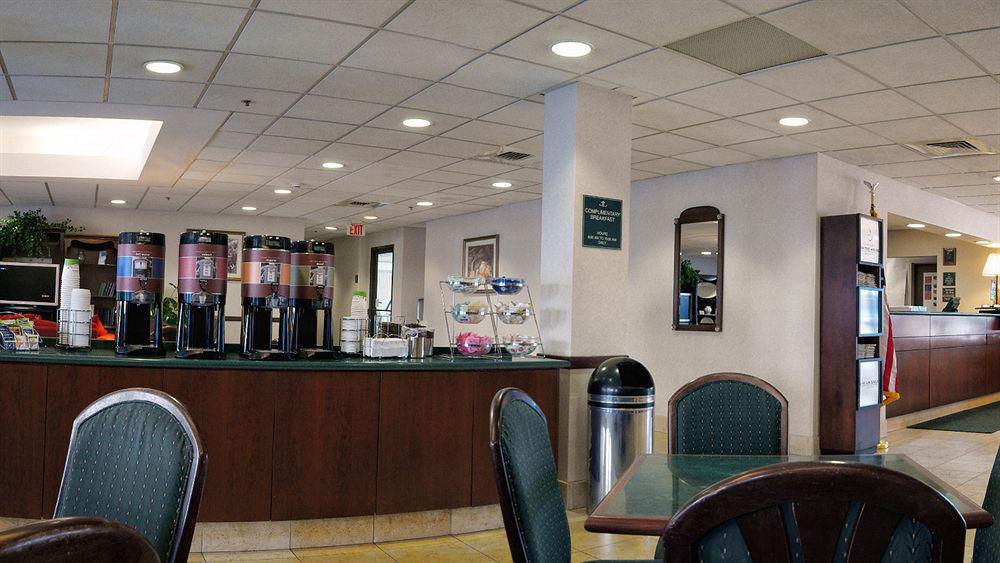 Hampton Hotel 3*